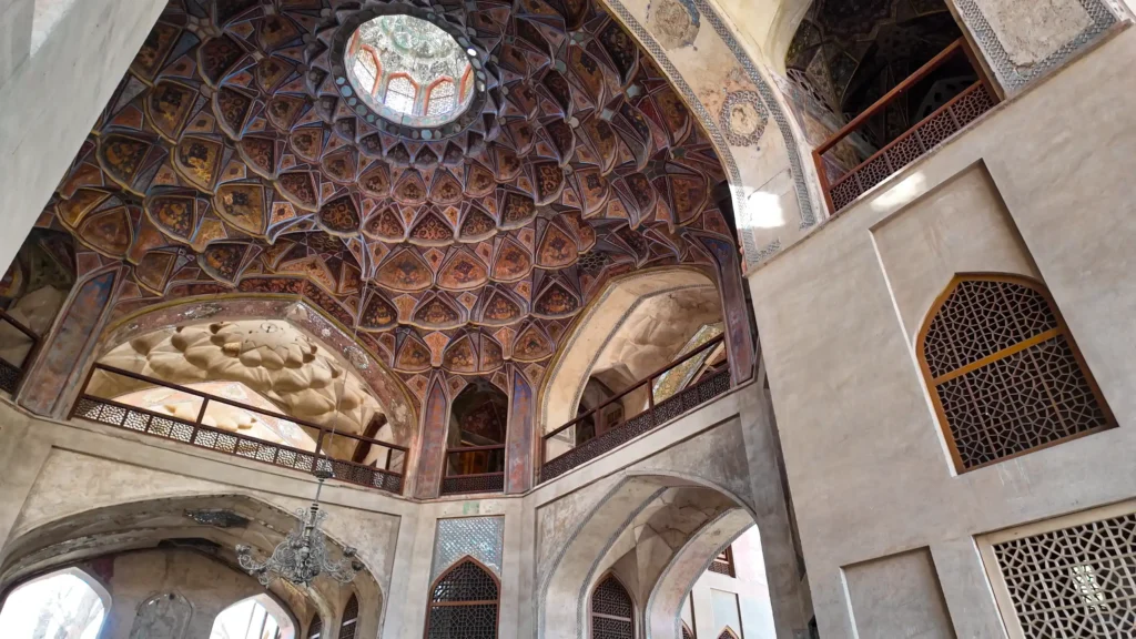 Hasht Behesh Palace decoration